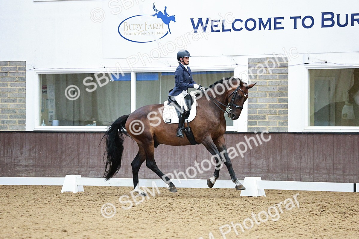 SBM_006615 - Class 16 - Advanced Medium 5 - 16.02-17.22