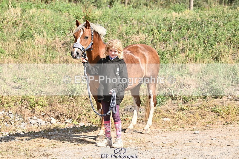 250821B-152236-00749 - Group C - Laraine