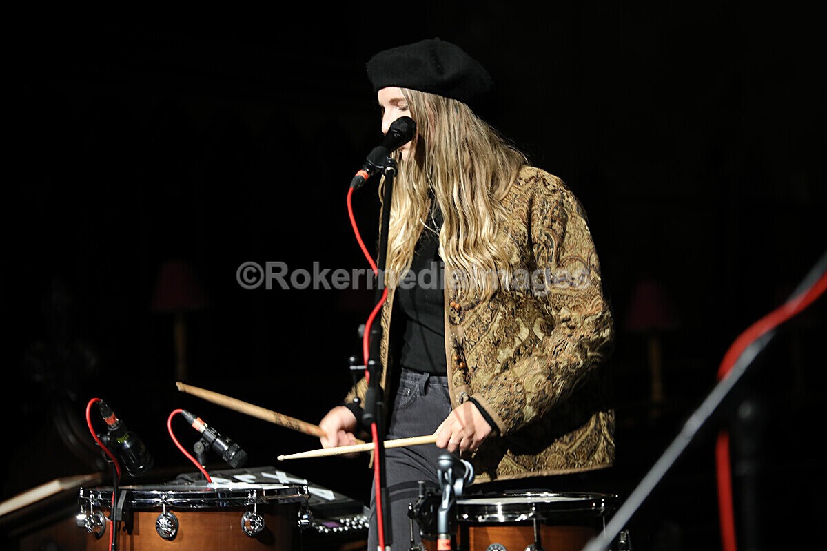 FOLK N BLUES-677 - FOLK and BLUES SEPT 2022