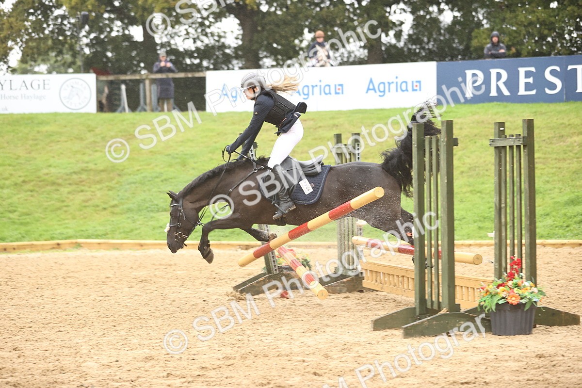 SBM_73575 - J19 - Junior Horse & Pony 90cm Supreme championship