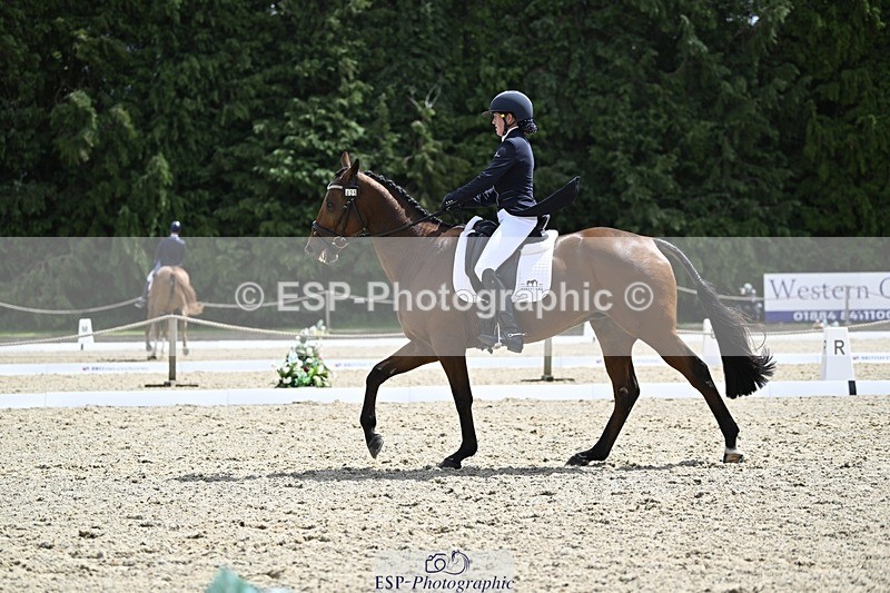 000101-191037-03874 - 425-HUMBLE_GLORY-Sophia_Hill