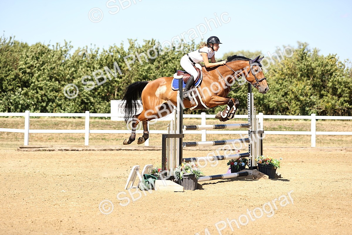 SBM_015284 - Class 16 - Senior foxhunter - 1.20m Open