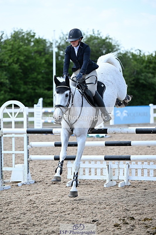 240605A-145741-00836 - Cls 4 Newcomers and 1.10m Open