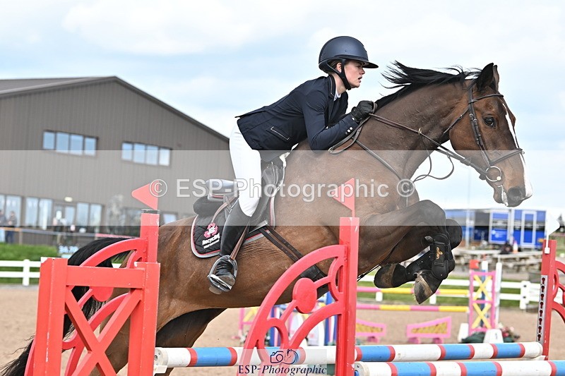 240418A-150300-03902 - Cls 17, 1 Star Silver Tour 1.20m