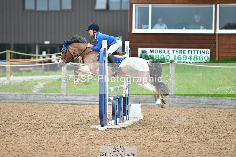 230513A-091402-00077 - Cls 11 Stepping Stones 128+138cm