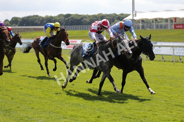 yr11062021r2-27 - Race 2 2.20pm Churchill Tyres Stakes