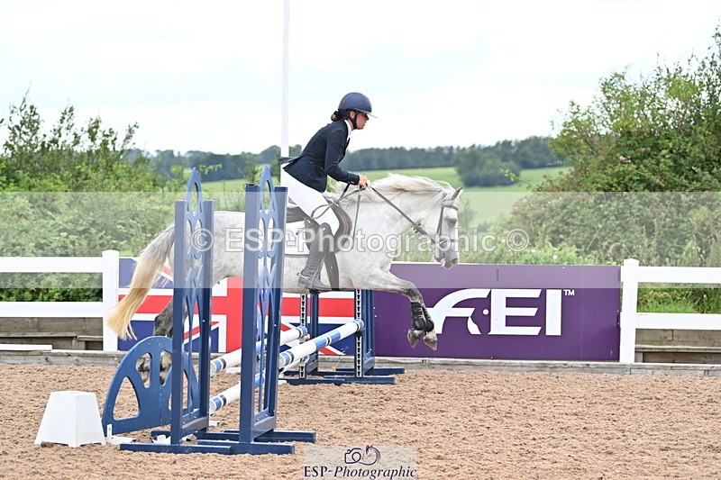 240806A-154657-00097 - Clear Round & 60cm BS Club & Schools