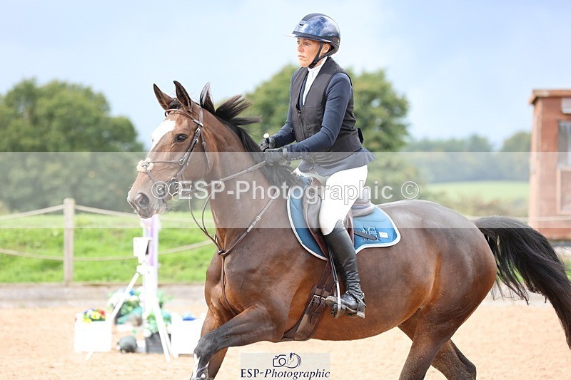 250911-122638-01455 - Cls 3 Snr Foxhunter