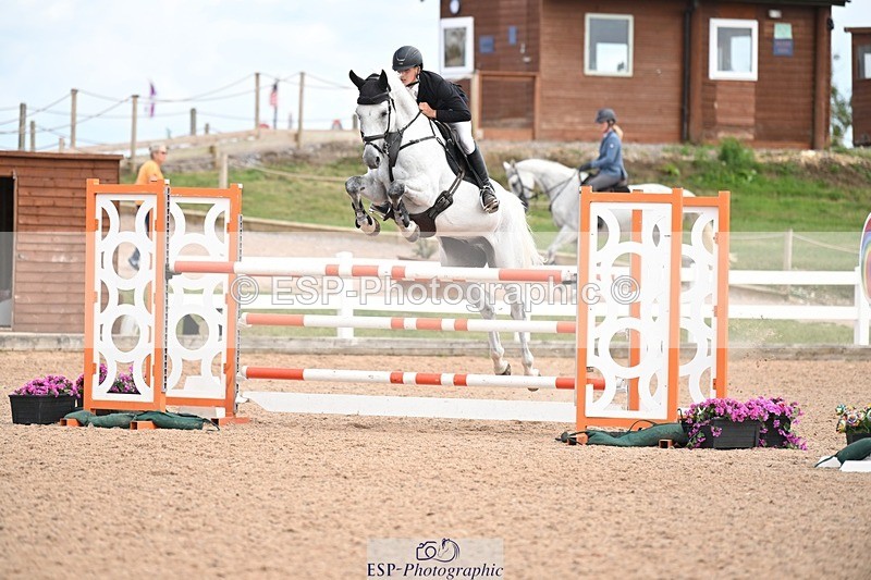 250723-155025-01235 - Cls 6 Foxhunter and 1.20m