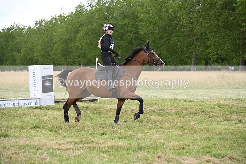 WJ6_4848 - Time at Jump 13:04 to 13:34