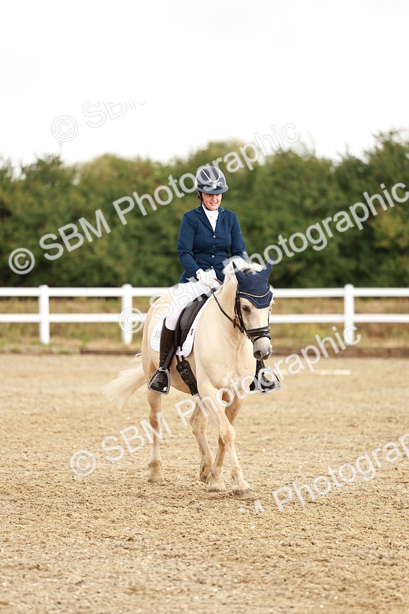 SBM_001691 - Class 4 - P2 Warm Up 10.46-12.10