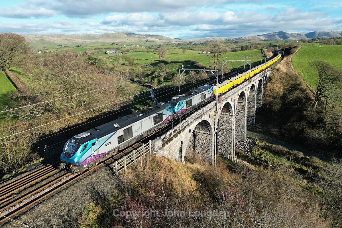 JL - 24.11.23 68020 & 68019 6K06 Shap - Crewe, Docker Viaduct - West Coast Main Line (north to south)