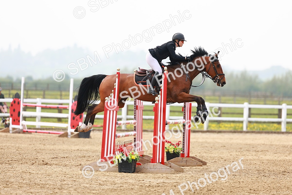  - Class 18 - Senior Newcomers - 1.10m