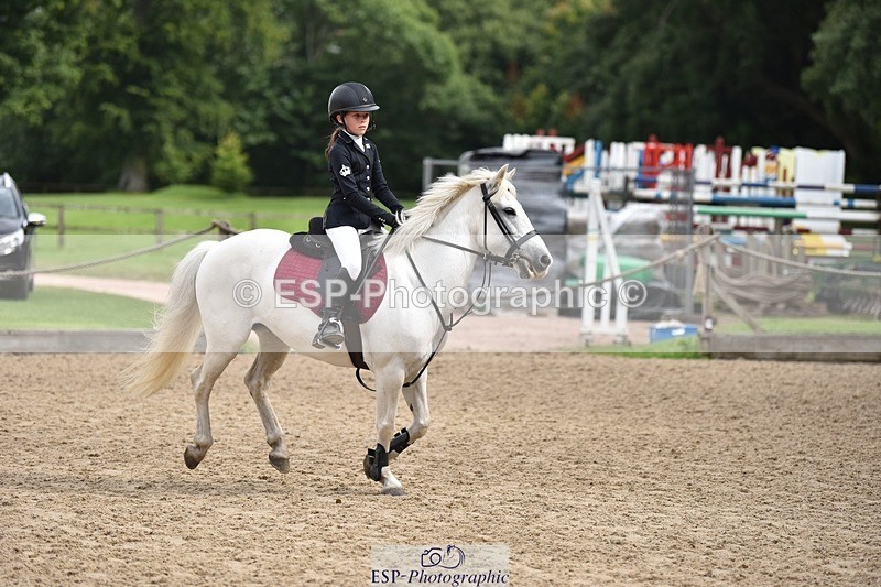 240802-100618-00708 - 70cm Round 1