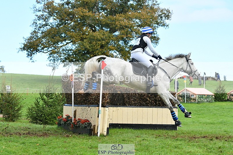 251025A-134514-20105 - F-477-Ella.Weeks