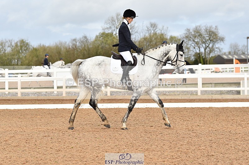 231104A-113136-01558 - Cls 5 Novice 37A