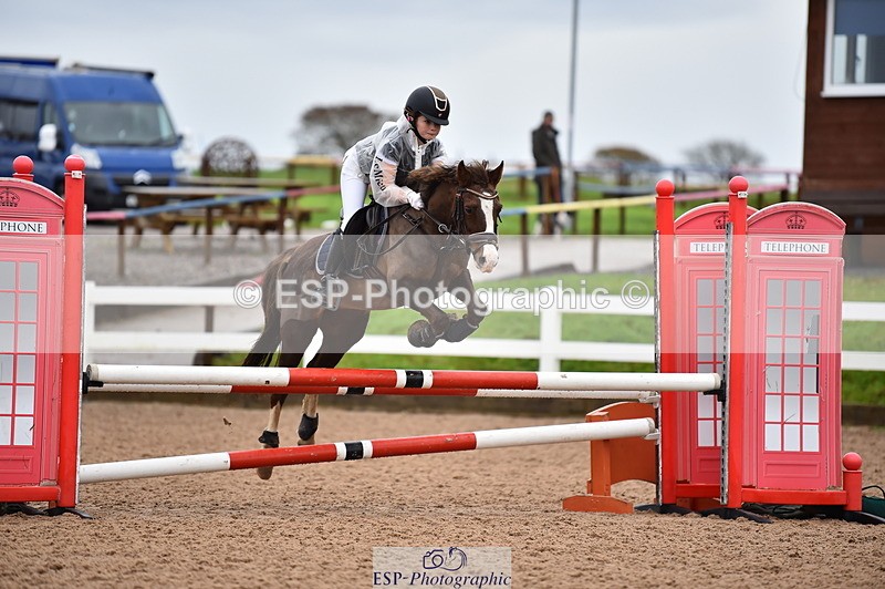 231203A-100118-00257 - Cls 2 British Novice & 80cm Open