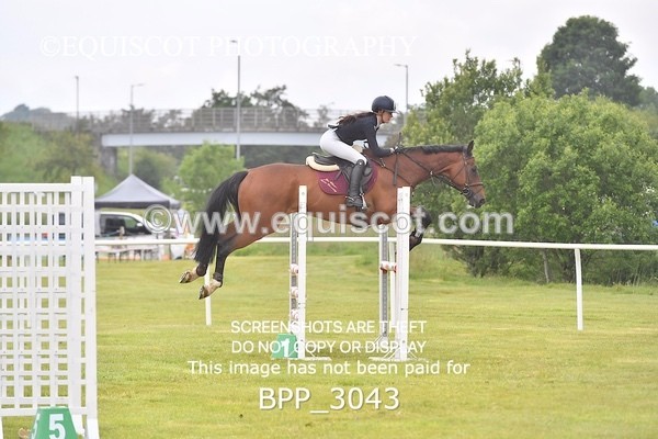 BPP_3043 - CLASS 1 SENIOR NEWCOMERS/1.10M OPEN