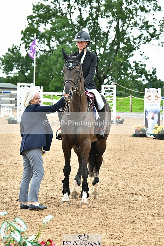 230723A-101055-10782 - Cls 4, 2 Star Small 1.30m