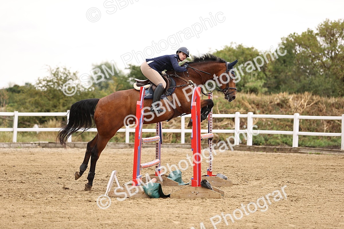 SBM_026356 - Class 12 - Amateur Championship Qualifier 1.05m