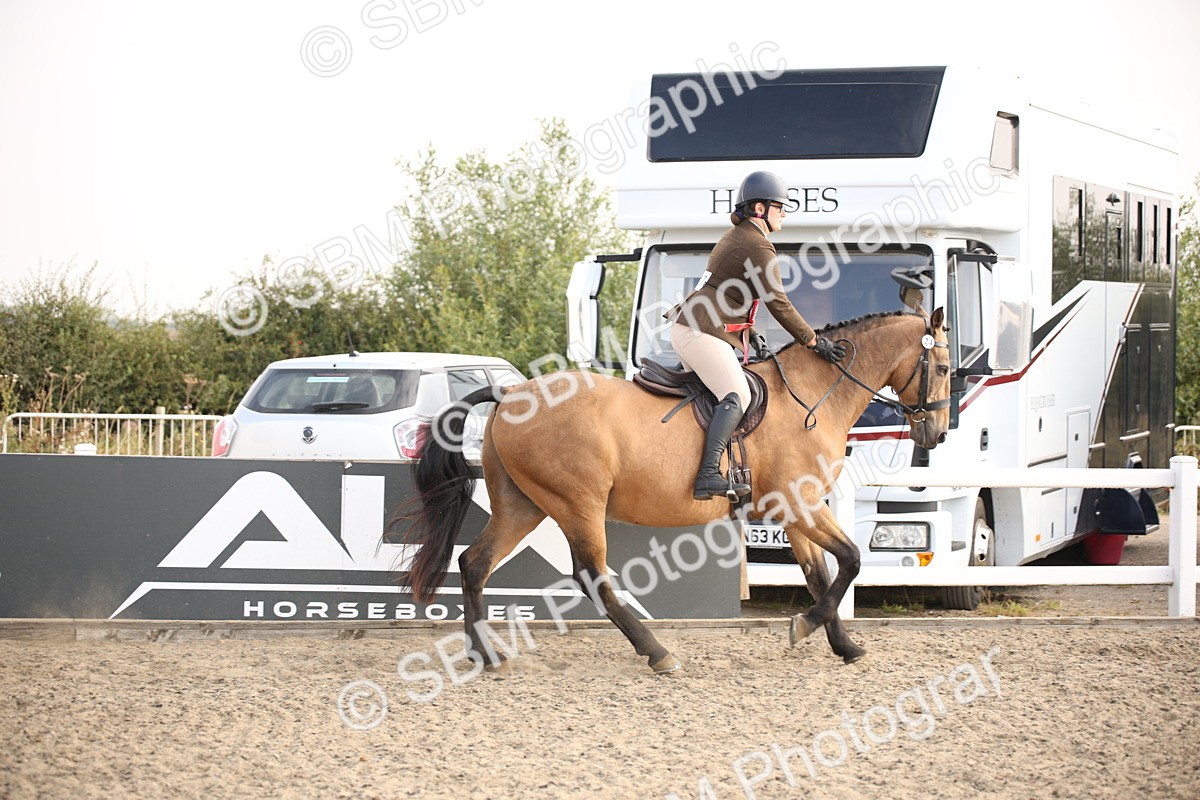 SBM_10283 - Class 402 Riding Club Horse