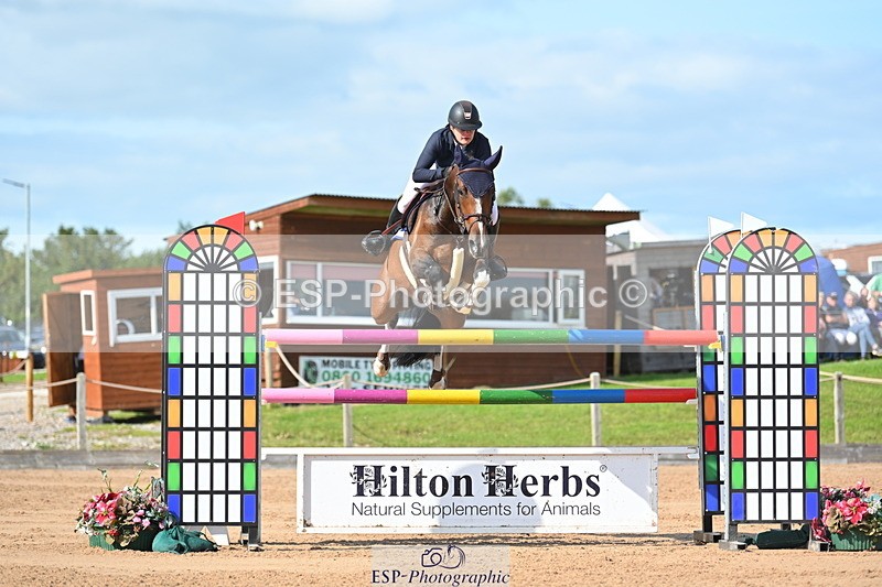 230721A-170205-07950 - Cls 10, 2 Star Big 1.45m Break to End