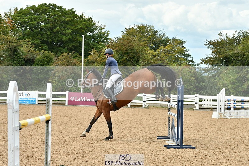 230830A-123818-00820 - Cls 3 Snr 1.05m