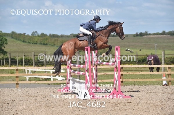 JAC_4682 - CLASS 7 Senior Foxhunter/ 1.20m Open