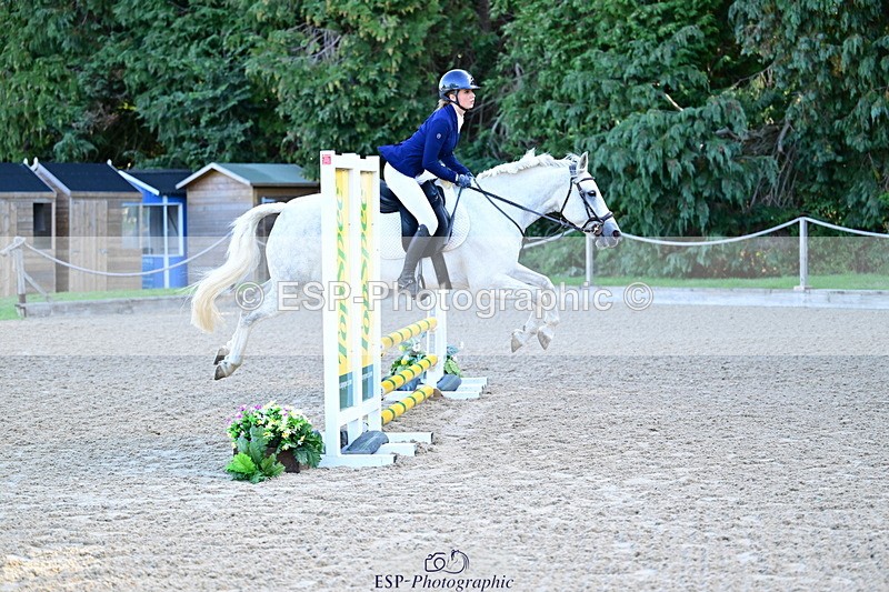 260905A-090139-00177 - Cls 01 AB 70cm Snr & Jnr