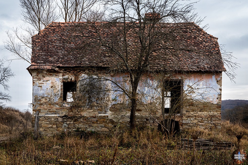 Ominous | Gherdeal, Romania - The Ghost Village of Gherdeal