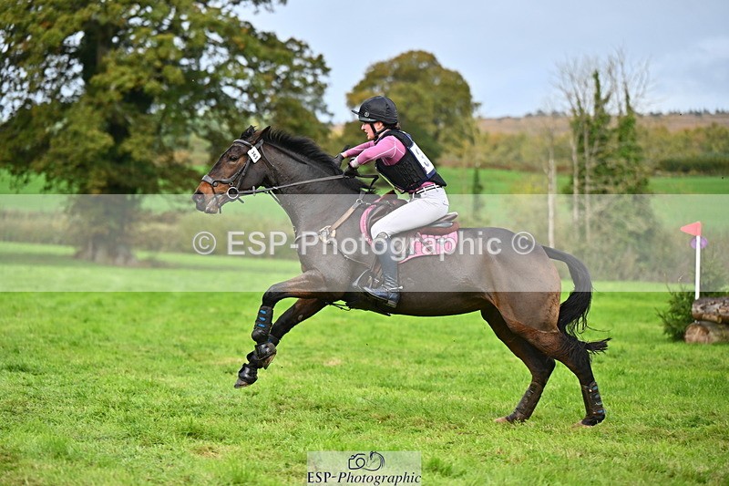 251025A-105445-16928 - D-363-Florrie.Ball