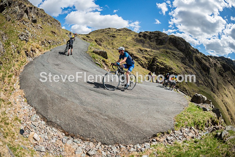 142413 - Hardknott Hairpin 14.00 - 15.00