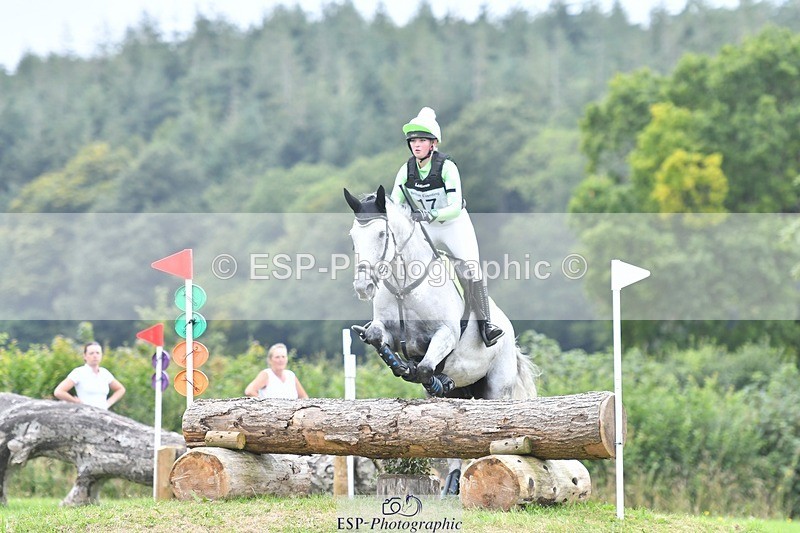 240803-120552-03457 - 017-Caitlyn_Faull-PENNINEVIEW_SUMMER