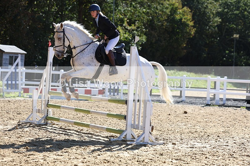 3E7A4700 - Class 8: 80cm Junior