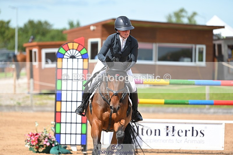 230721A-160039-07554 - Cls 10, 2 Star Big 1.45m Start to break