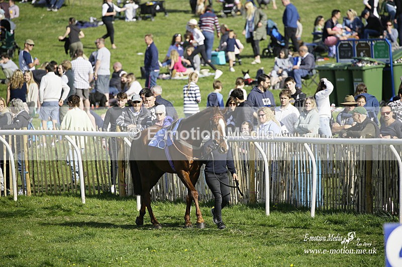 PtP 180422 310 - Old Berkshire PtP Lockinge 18/04/22