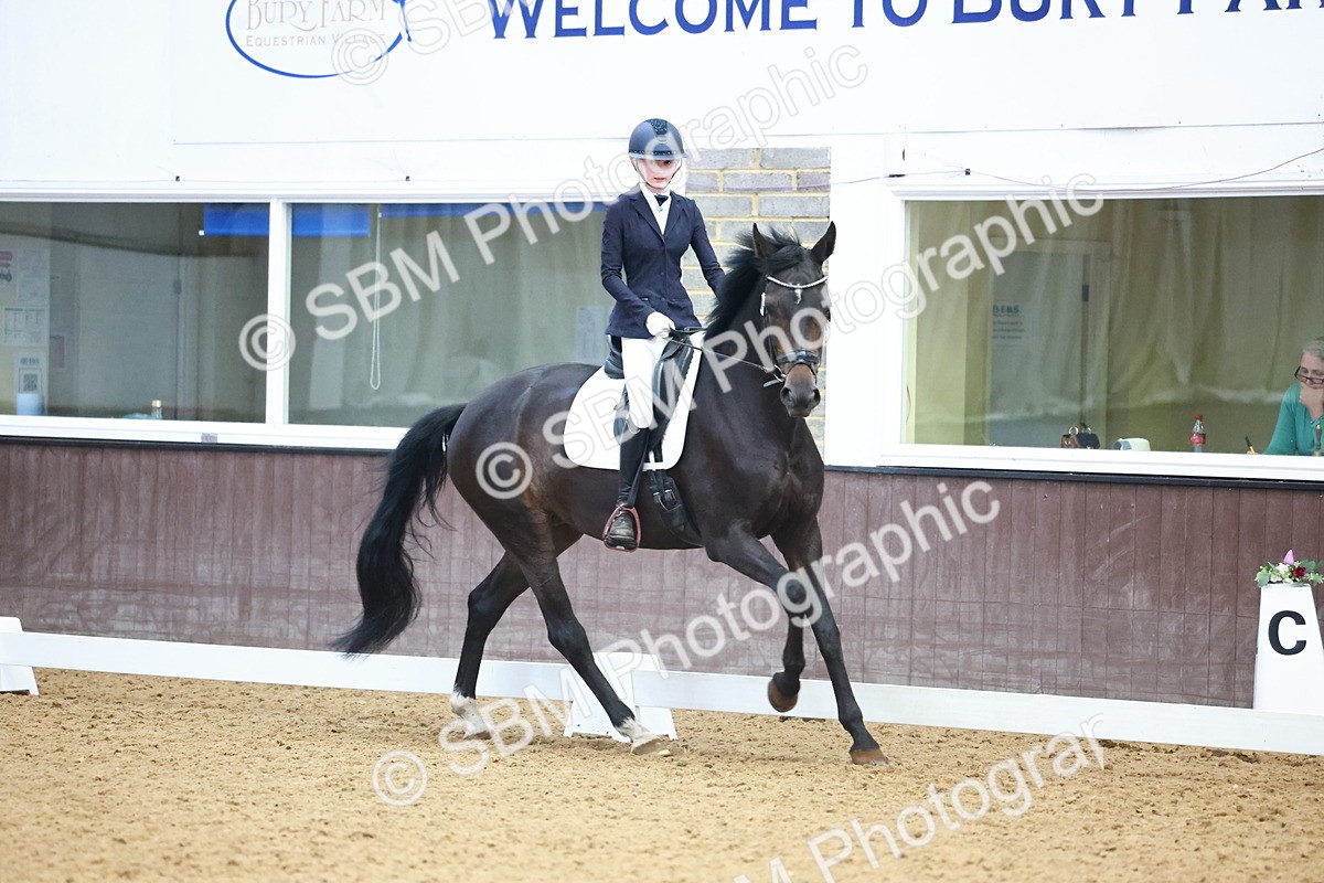 0B8A9195 - Class 6 - Novice 3