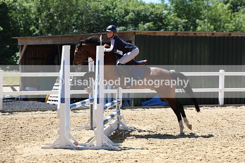 3E7A2696 - Class 6: 70cm