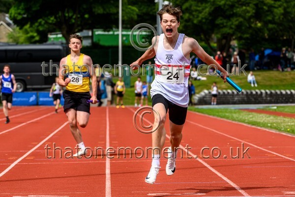 Relays25-925555 - Track Male Set Two