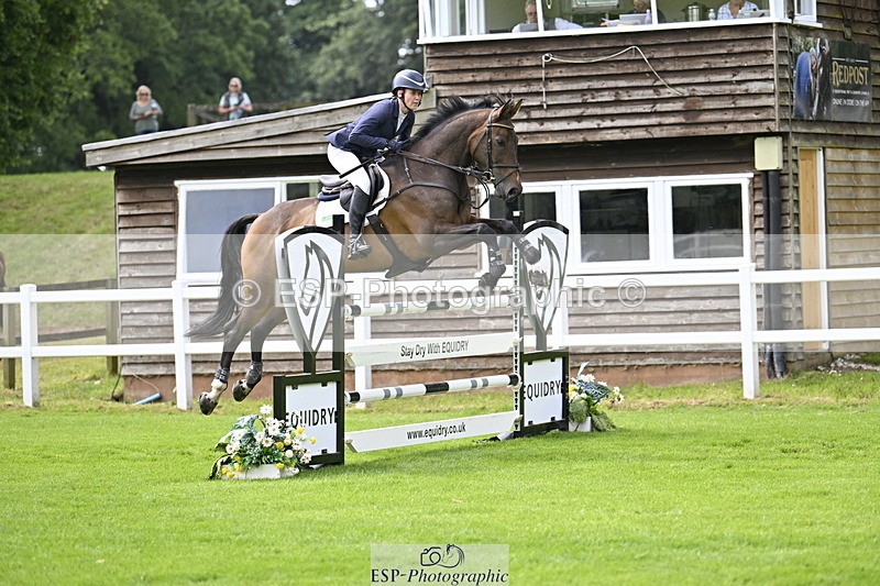 250613A-110416-00696 - Cls 1 Snr Newcomers and 1.10m Open