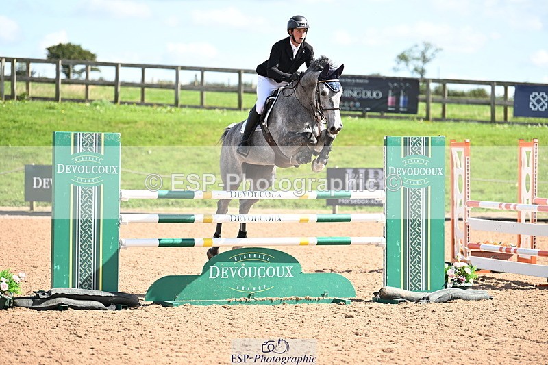 240913A-122320-04354 - Cls 15 Snr Foxhunter