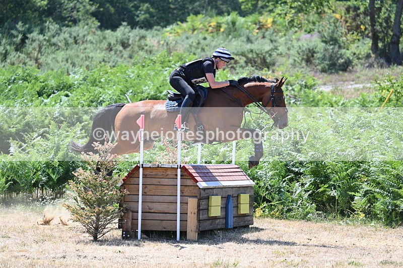 WJ7_5537 - Time 12:37 to 12:38 last rider