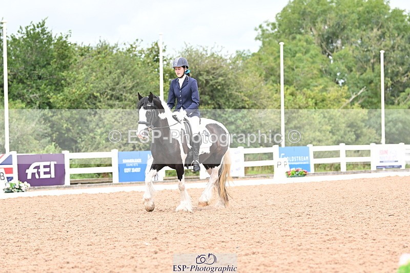 240817A-122141-08252 - 278-Chloe.Matravers-Fancy.pants