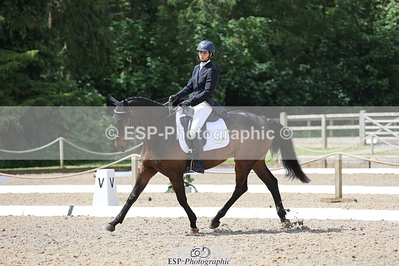 240523-114553-03604 - 220-BALLINAMURRA_FLARE_STAR-Mary_Mason