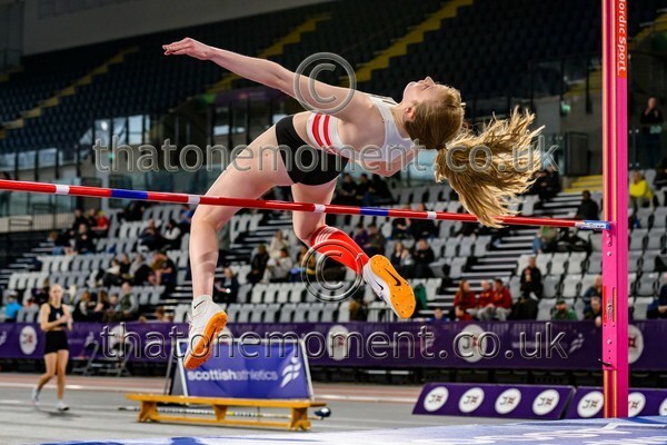 AgeInd25SUN-913145 - Field Female