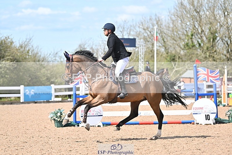 240418A-135415-03640 - Cls 13, 1 Star Bronze Tour 1.10m