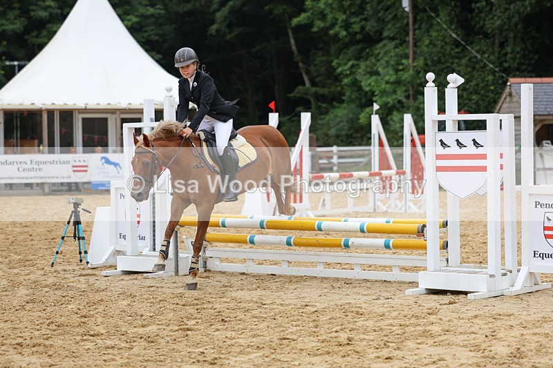 3E7A6667 - Class 10: Junior 60cm