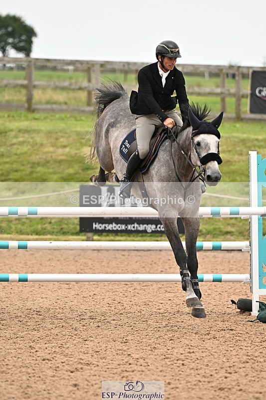240828A-154039-01183 - Cls 5 Snr Foxhunter and 1.20m Open