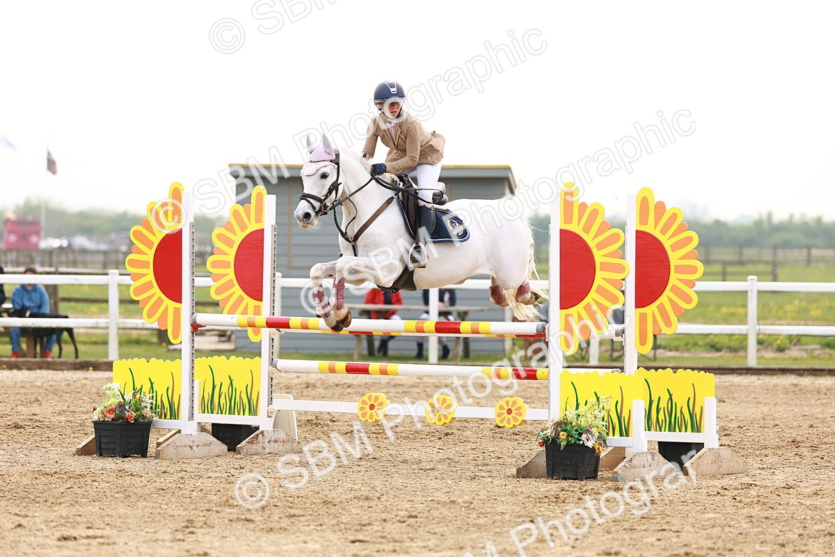  - Class 18 - Senior Newcomers - 1.10m