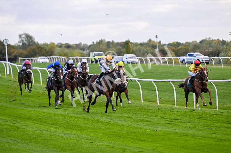 171026-Race 3-Hengest-5275 - Race 3 2.10pm Download The Raceday Ready App Handicap